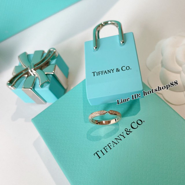 Tiffany新款交叉戒指 蒂芙尼925純銀微鑲高碳鑽鑽戒 zgb2698